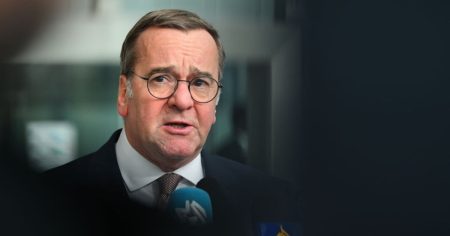 Пісторіус прирівняв «мирну угоду» Трампа до капітуляції України