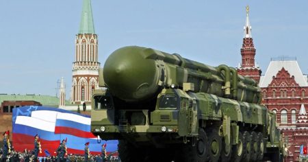 Зеленський вже нікуди не поїде: Росія сьогодні може вдарити по Україні «Орєшніком»