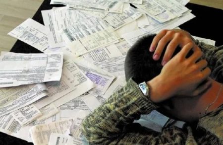 Немає житла – плати за повітря: українцям нараховують вигадані борги