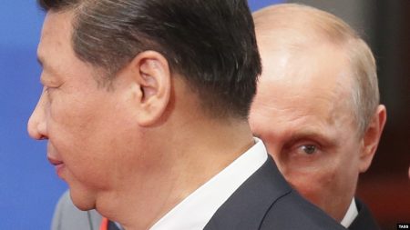 Сі їде в Москву ставити на місце Путіна: що розлютило лідера Китаю