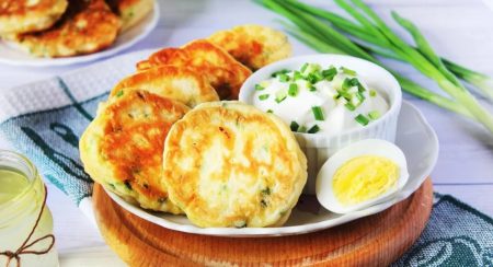 Швидкий та смачний перекус: як приготувати ліниві пиріжки за 10 хвилин