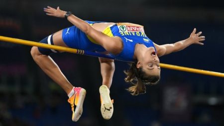 Українка Ярослава Магучіх перемогла на етапі Діамантової ліги