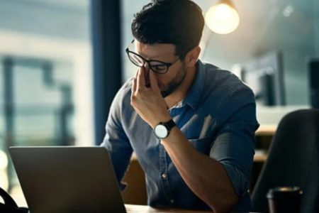 Вчені з’ясували, чому робота у нічну зміну шкодить здоров’ю