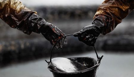 Трамп придумав страшне покарання для покупців іранської нафти
