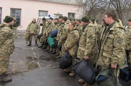 Повна мобілізація: генерал-лейтенант пояснив, чому цивільних в Україні потрібно готувати до спротиву