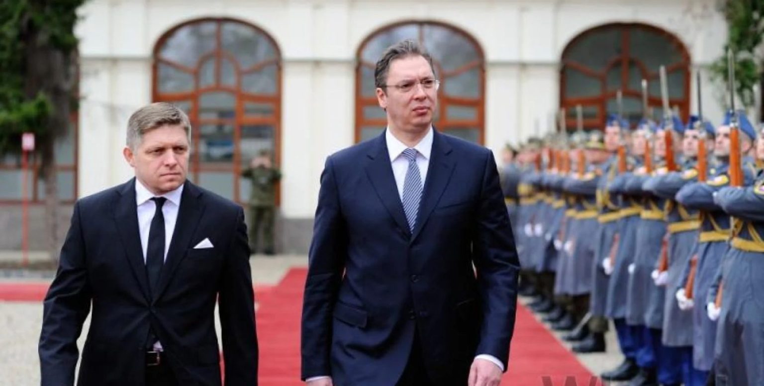 Вучич і Фіцо “синхронно” захворіли: обидва хотіли поїхати до Путіна на парад на честь 9 травня