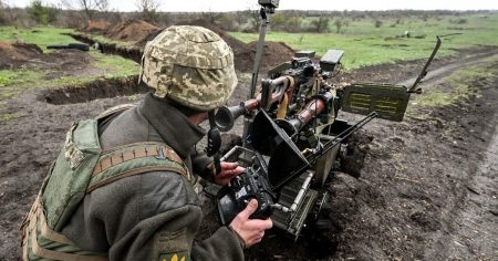 Росіяни готують масштабний прорив: двом містам загрожує оточення