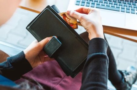 Підвищення податків: Україна та МВФ обговорюють ПДВ, ПДФО та податок на розкіш