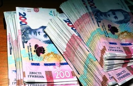 Вже з 1 липня: в Україні різко зміниться “мінімалка” – подорожчає все