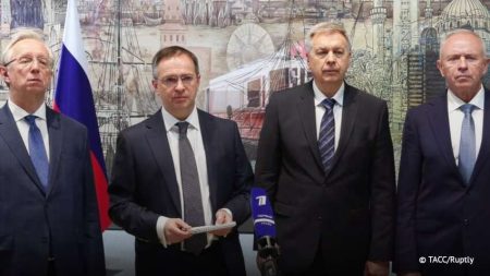 У мережу “злили” цинічні погрози Мединського на переговорах
