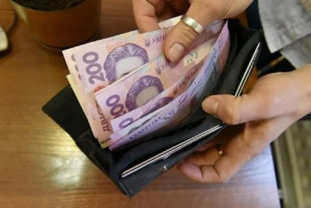 Аліменти не лише на дітей: коли чоловік мусить утримувати дружину