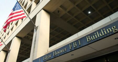 ФБР закрило розслідування проти «прикордонного царя» Трампа, якого спіймали на хабарі