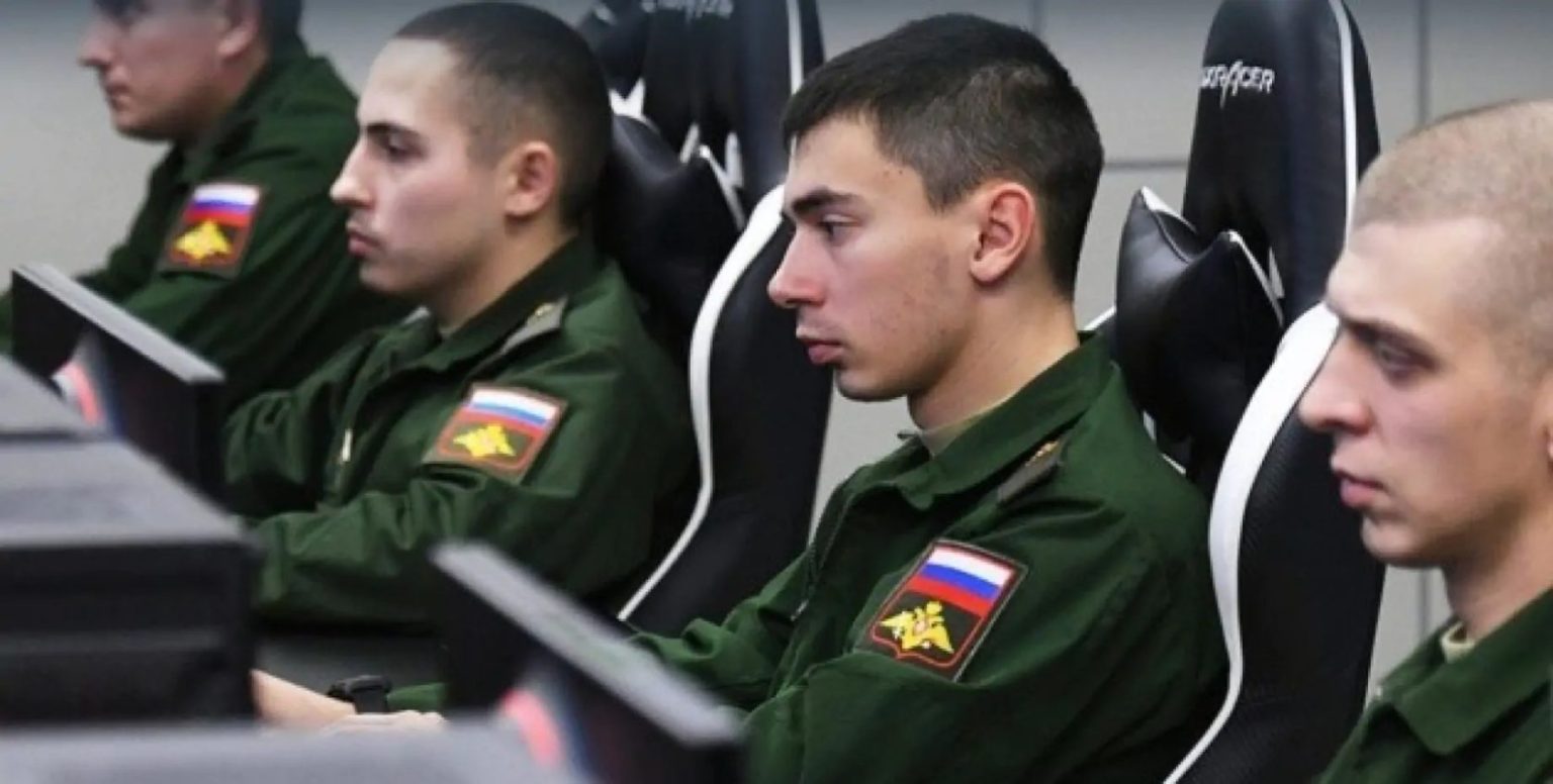 Прихована мобілізація молоді: в РФ планують створити “війська з геймерів”