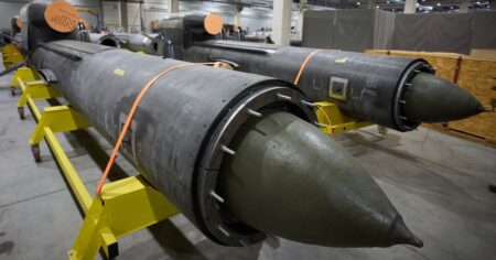 Коли почнеться серійне виробництво ракет «Сапсан» і «Фламінго»: відповідь генерала