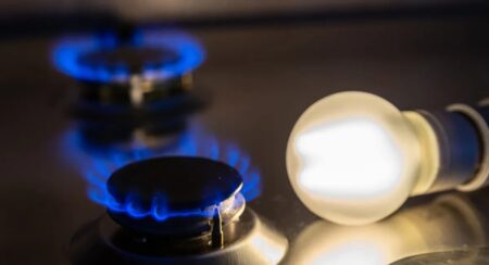 Стали відомі тарифи на газ та електроенергію для населення, які діятимуть з 1 жовтня