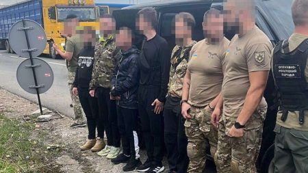 Шедевральна схема: як поліцейський допомагав ухилянтам втекти з України
