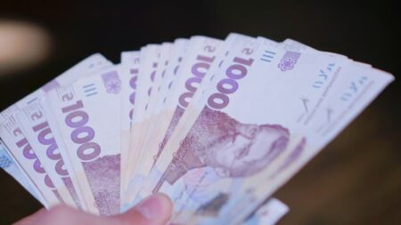 Від заборони на виїзд до штрафів та в’язниці: що загрожує українцям за несплату аліментів