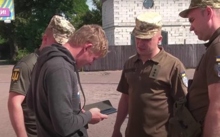Як ТЦК вручатимуть повістки з вересня: головні зміни