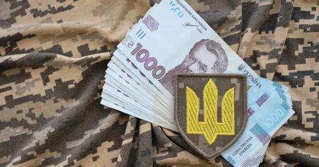 Бронювання від мобілізації у вересні: оновили список професій
