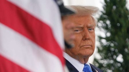 У США говорять про смерть Трампа: президент не з’являється на публіці, а над Білим домом опустили прапор