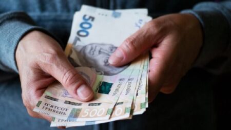 Деяким українцям зменшать пенсії: хто потрапив під нові обмеження