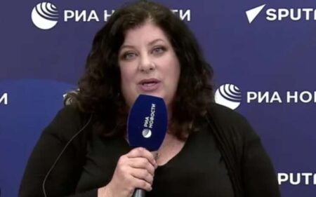Путін дав російське громадянство скандальній експомічниці Байдена