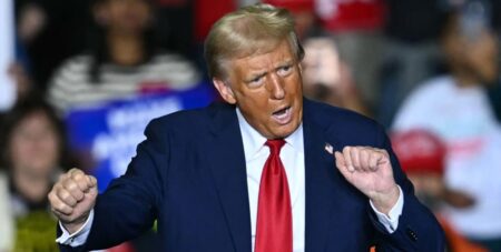 Трамп подав позов на $15 млрд: з ким і за що збирається судитися президент США