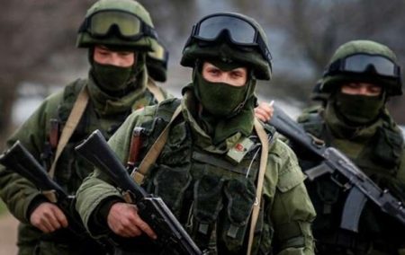 У Путіна дали команду: росіяни мають захопити одразу три міста