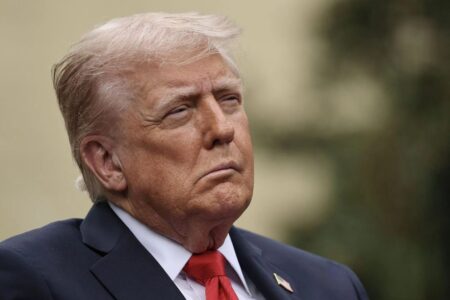 “Схоже на інсульт”: нові фото Трампа зблизька викликали занепокоєння в США
