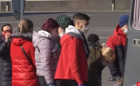 Всім хто повернеться з Польщі: дадуть житло та грошей, подробиці