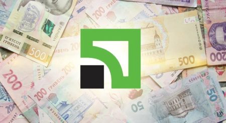 ПриватБанк може “відключити від банківських послуг” українців: як повернути гроші