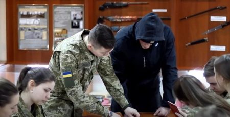 Ухилянти тікають до РФ та Білорусі: у Раді хочуть жорстких покарань