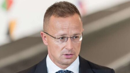 “Київ несе повну відповідальність”: Сійярто відзначився новою скандальною заявою
