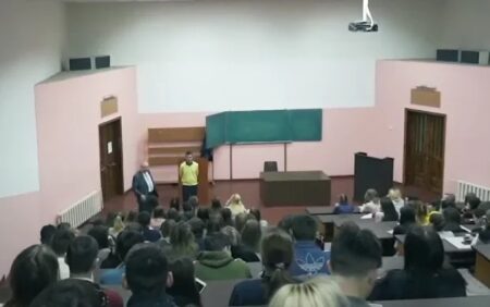 Батькам доведеться влазити у кредити: університети підвищать ціни на навчання