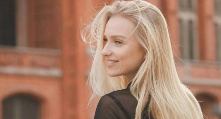 Одяг як терапія: які відтінки піднімуть настрій у холодну пору року