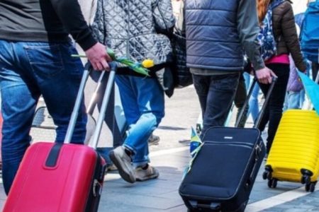 Виїзд 18-22-річних: у Німеччині різко побільшало українців, які шукають захисту