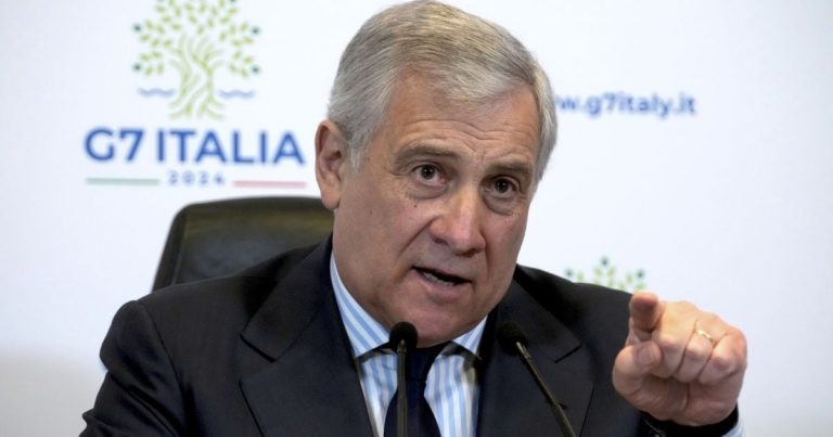 Голова МЗС Італії висміяв «епохальні успіхи» Росії на фронті