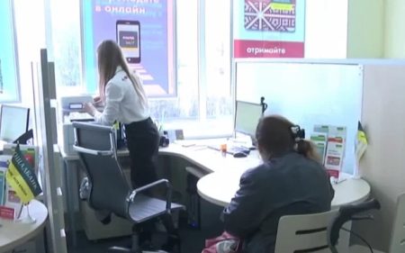 Грошовий сюрприз від “Ощадбанку”: пенсіонери отримають кругленьку суму