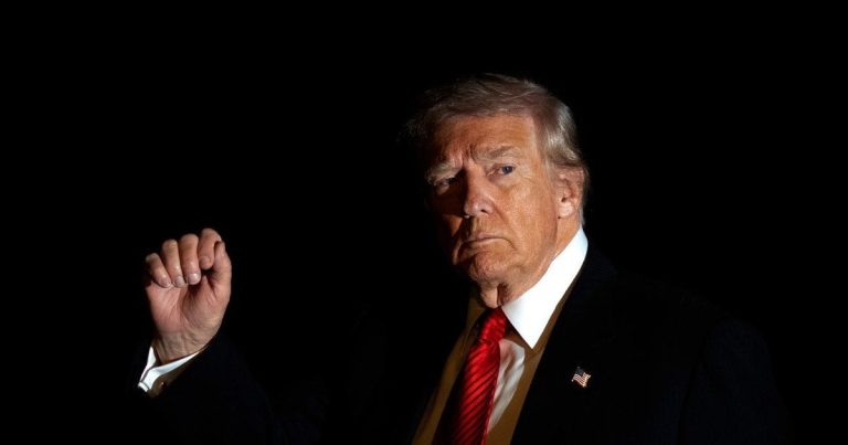 Трамп анонсував удари по території Венесуели: що сталося