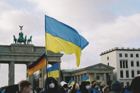 Українці облаштовуються у Європі: планують залишитися назавжди