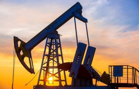 Ціна на російську нафту впала до мінімуму: в чому причина