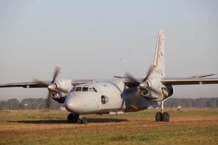 Росіяни скаржаться на удар по літаку Ан-26 у Криму: є загиблі та поранені