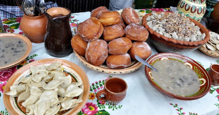 Святвечір 2025: які традиції, що має бути на столі та що категорично заборонено