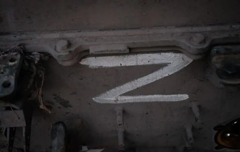 Бутусов пояснив, як росіяни знаходять слабкі місця в обороні ЗСУ