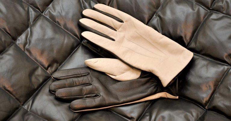 В рукавичках за кермом – штраф до 55 тисяч гривень: що варто знати водіям