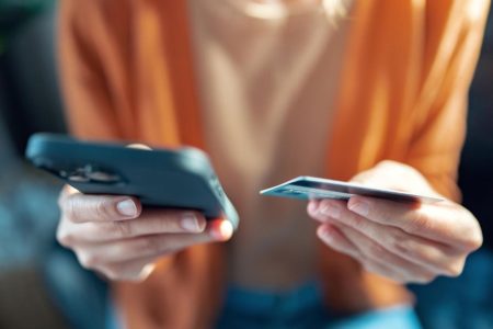 IBAN, SEPA чи SWIFT: чим відрізняються міжнародні системи переказу грошей