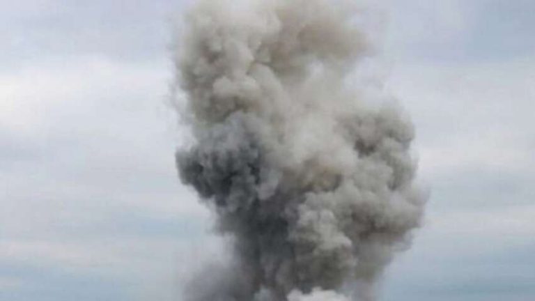 Сильні вибухи і заграва вогню в Росії: в якій області було найгучніше