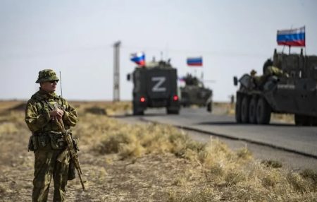 Росіяни обходять з флангів відразу три міста, мають успіхи — DeepState