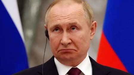 Путін оголосив новий призов резервістів: як на рішення диктатора РФ реагують в Україні