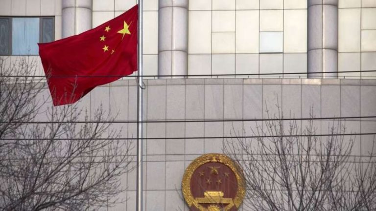 Протистояння США та Венесуели: раптово вирішив втрутитися Китай